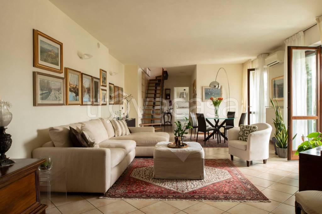 appartamento in vendita a Lodi in zona Centro Storico