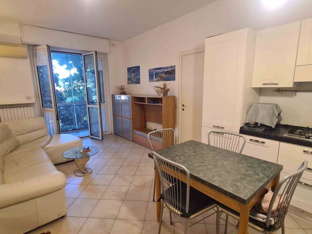 appartamento in vendita a Lodi in zona San Fereolo