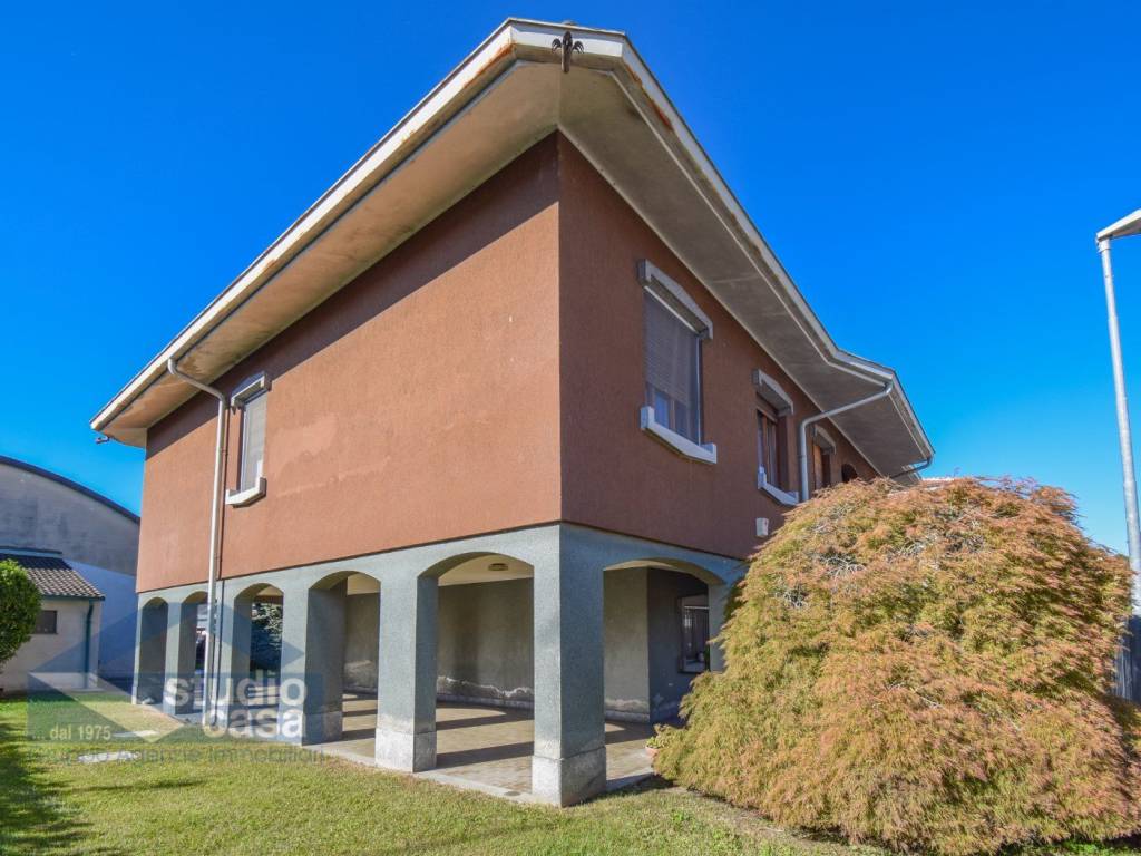 casa indipendente in vendita a Lodi