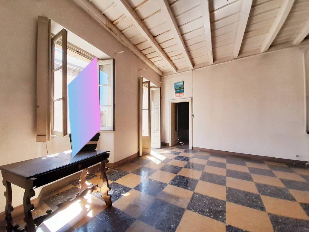 appartamento in vendita a Lodi in zona Centro Storico