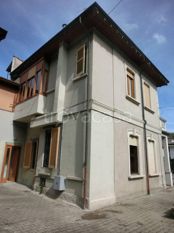 casa indipendente in vendita a Lodi