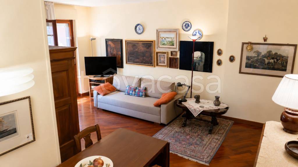 appartamento in vendita a Lodi in zona Viale Italia