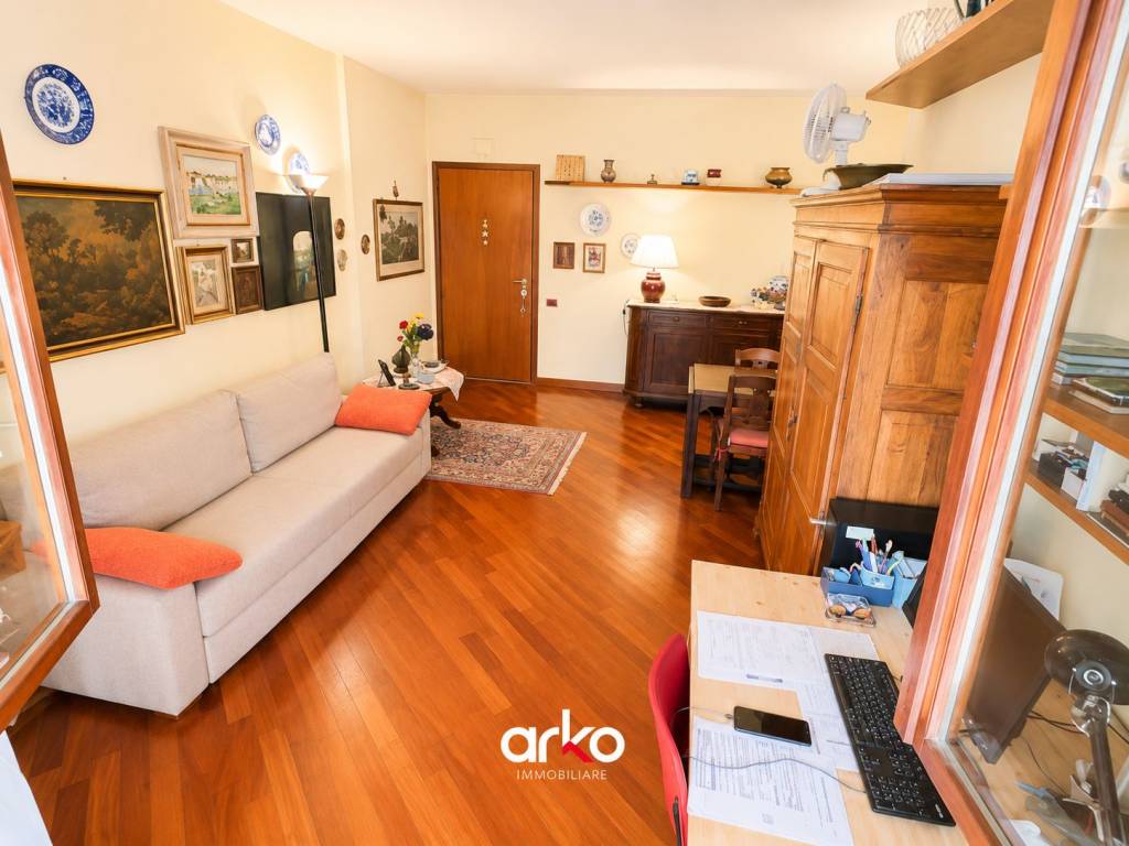 appartamento in vendita a Lodi in zona Viale Italia