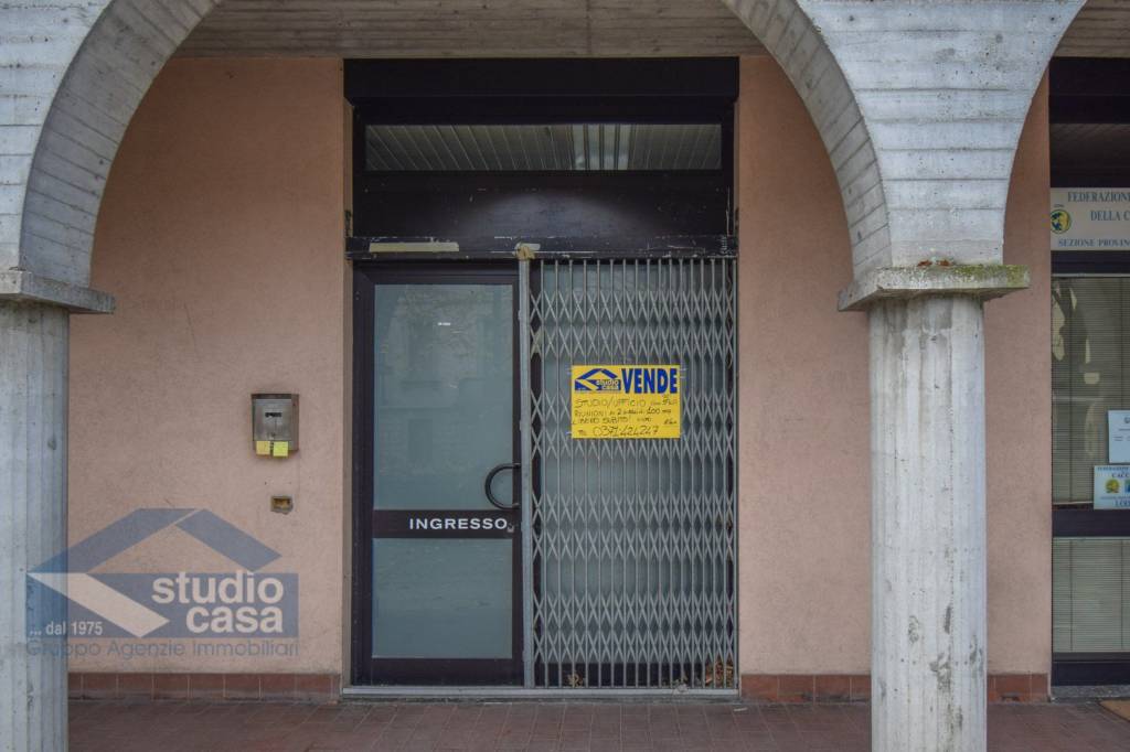 ufficio in vendita a Lodi in zona Via Defendente