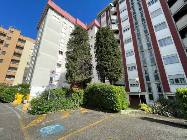 appartamento in vendita a Lodi in zona San Fereolo