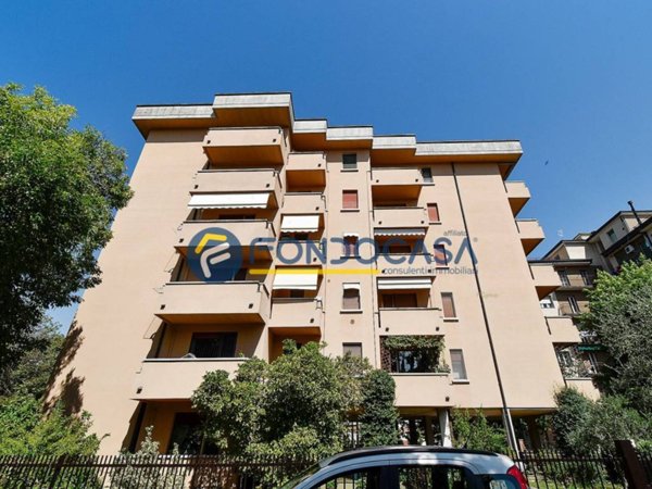 appartamento in vendita a Lodi in zona Olmo