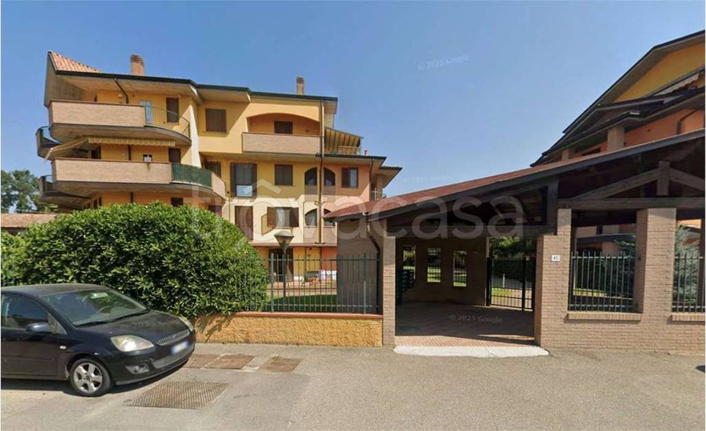 appartamento in vendita a Lodi in zona Riolo