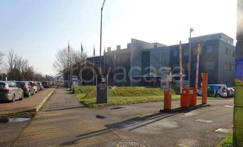 ufficio in vendita a Lodi