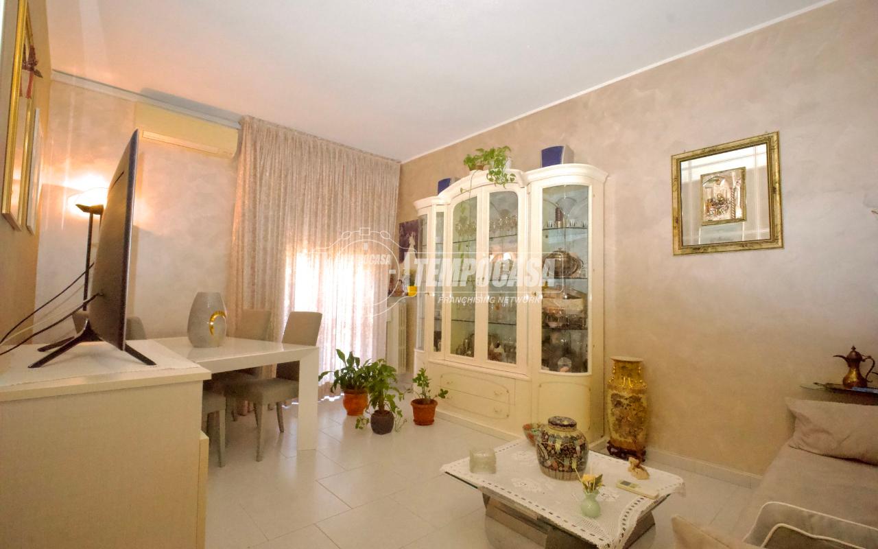 appartamento in vendita a Lodi in zona Paderno