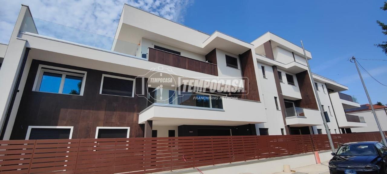 appartamento in vendita a Lodi in zona Paderno