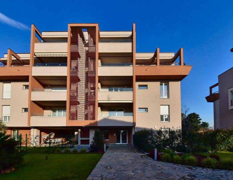appartamento in vendita a Lodi in zona Paderno