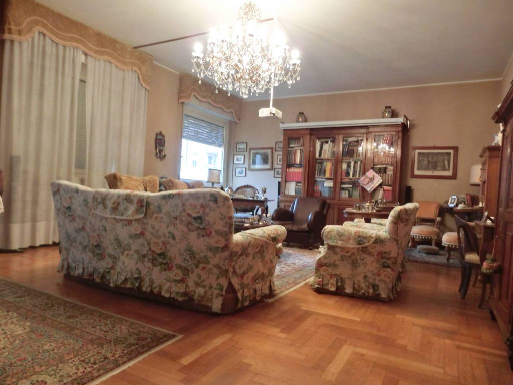 appartamento in vendita a Lodi in zona San Bernardo