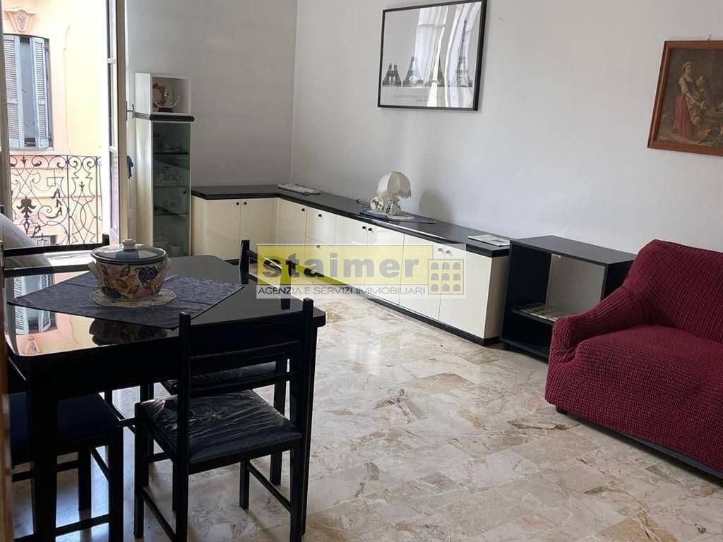 appartamento in vendita a Lodi in zona Centro Storico