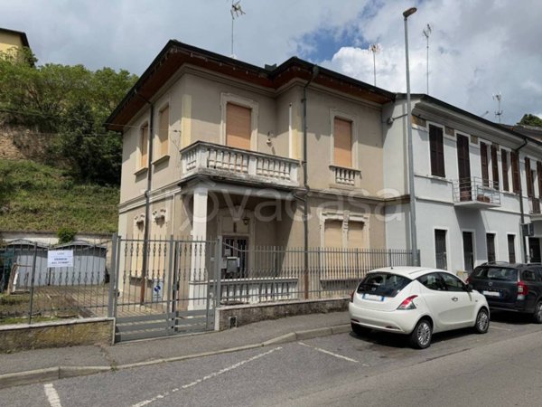 casa indipendente in vendita a Lodi in zona Città Bassa