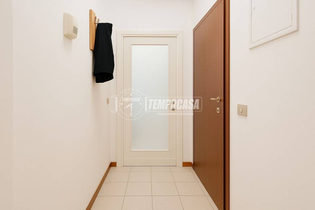 appartamento in vendita a Lodi in zona Viale Pavia