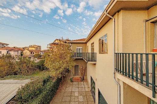 appartamento in vendita a Lodi in zona Faustina