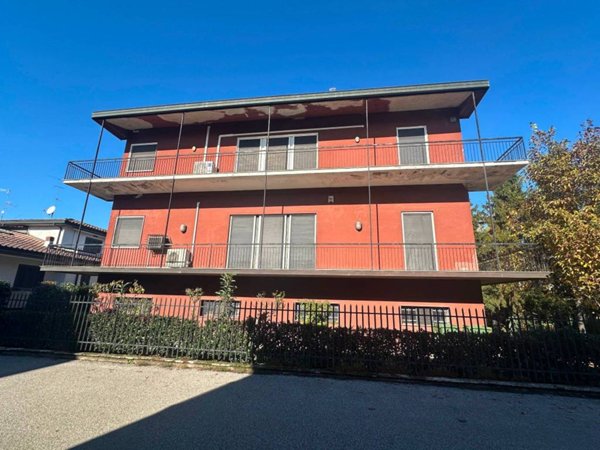 appartamento in vendita a Lodi in zona Faustina