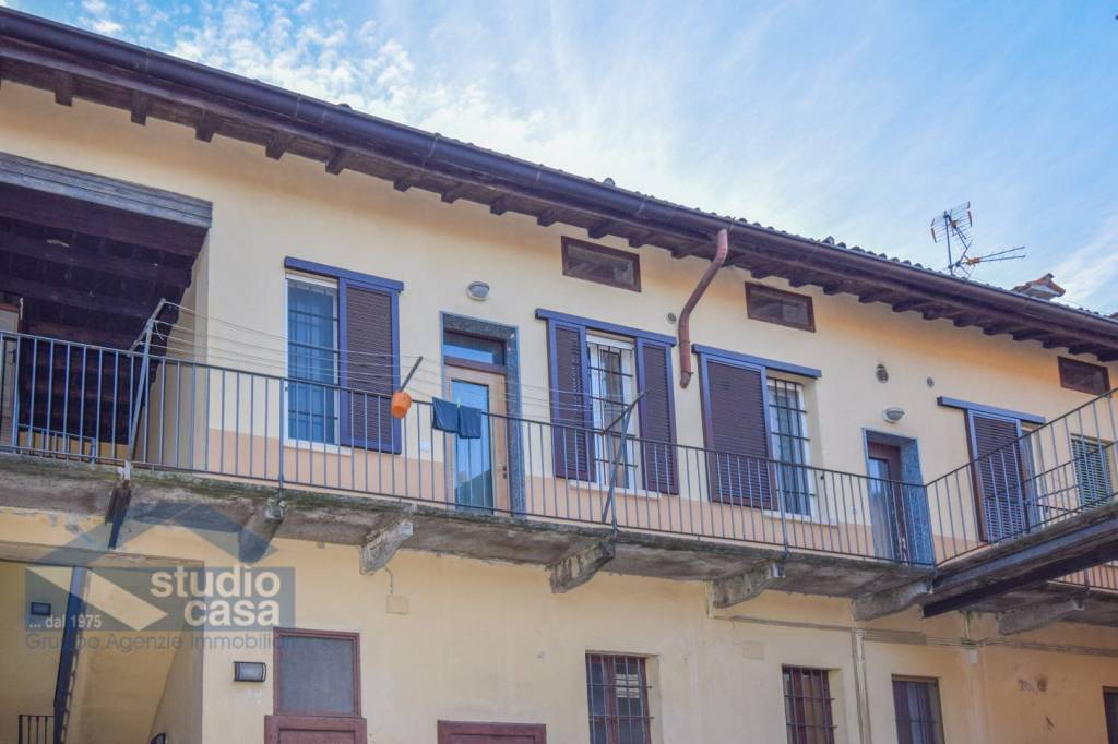 appartamento in vendita a Lodi in zona Città Bassa