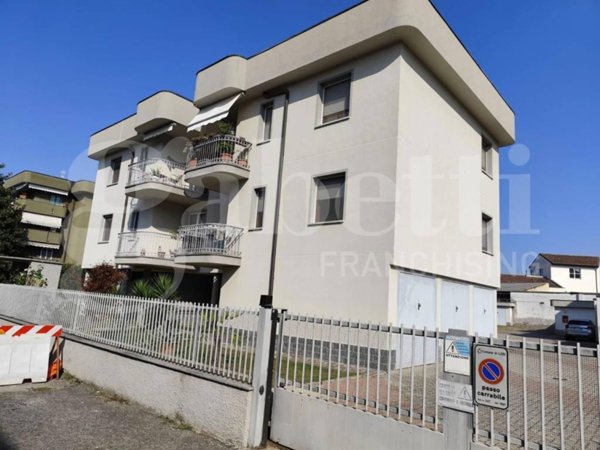 appartamento in vendita a Lodi in zona San Fereolo