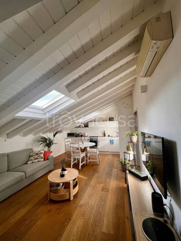 appartamento in vendita a Lodi in zona Centro Storico