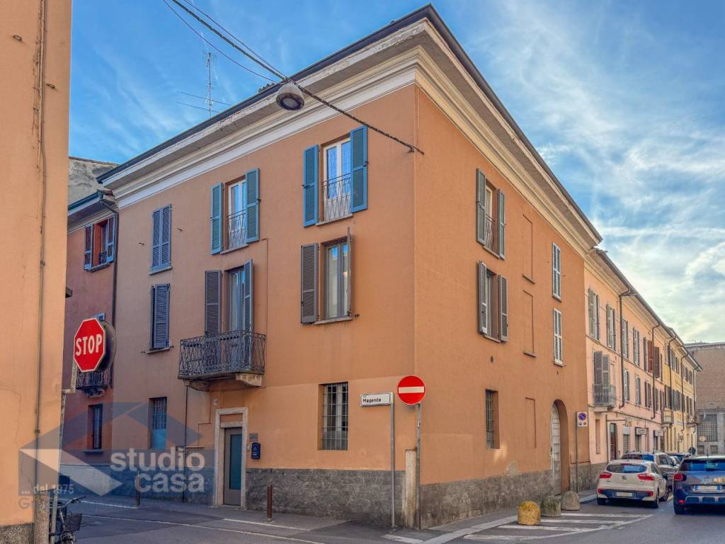 appartamento in vendita a Lodi in zona Centro Storico