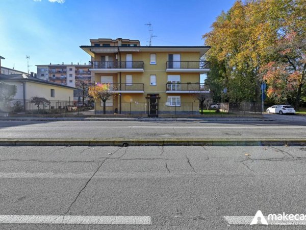 appartamento in vendita a Lodi in zona Fanfani
