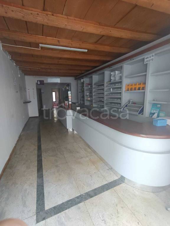 negozio in vendita a Lodi in zona Centro Storico