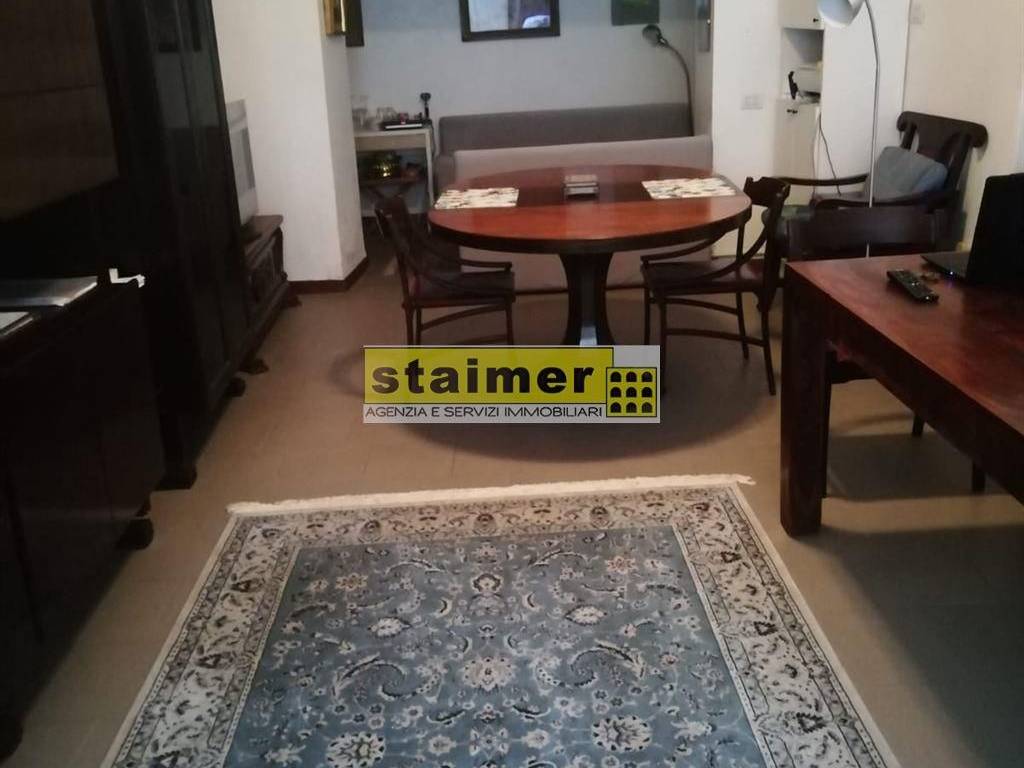 appartamento in vendita a Lodi in zona Città Bassa