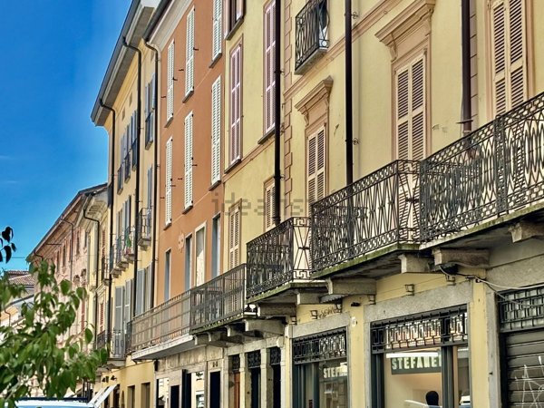 appartamento in vendita a Lodi in zona Centro Storico