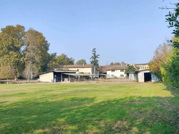 negozio in vendita a Lodi