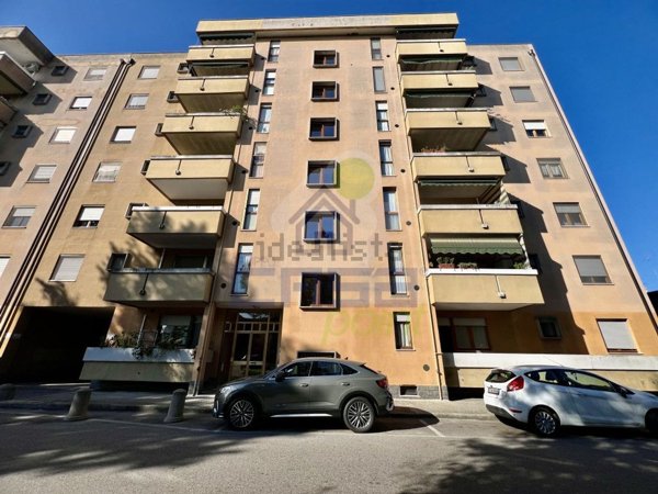 appartamento in vendita a Lodi in zona Piazza Albarola