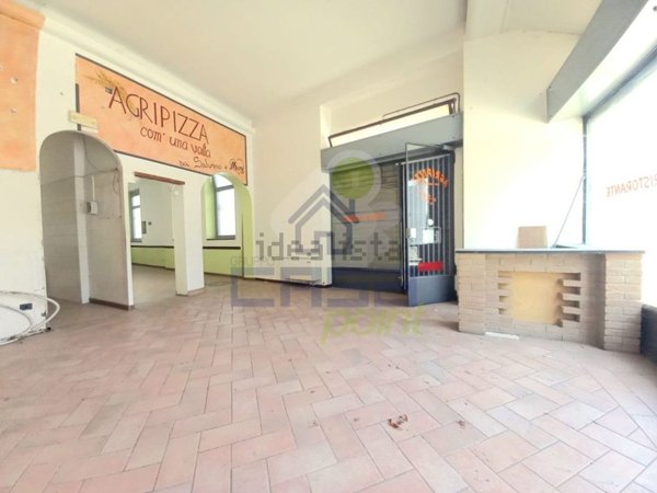 ufficio in vendita a Lodi in zona Fanfani