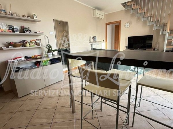 appartamento in vendita a Lodi in zona Torretta