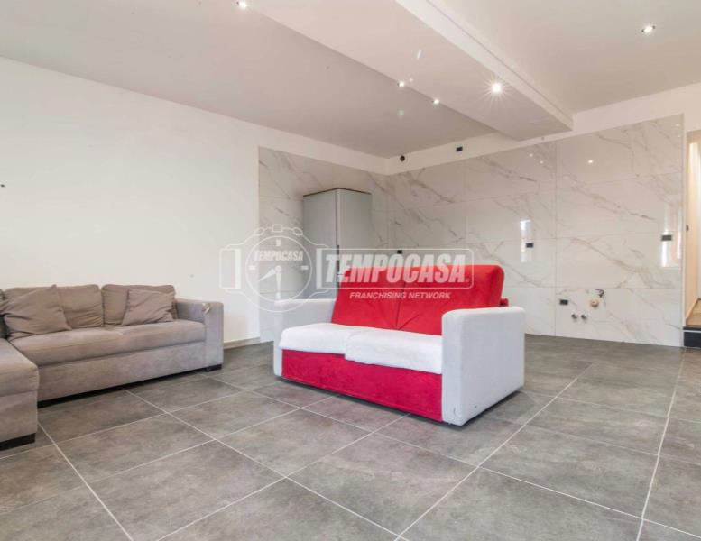 appartamento in vendita a Lodi in zona Paderno