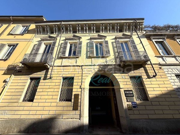 appartamento in vendita a Lodi in zona Centro Storico