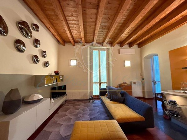 appartamento in vendita a Lodi in zona Centro Storico