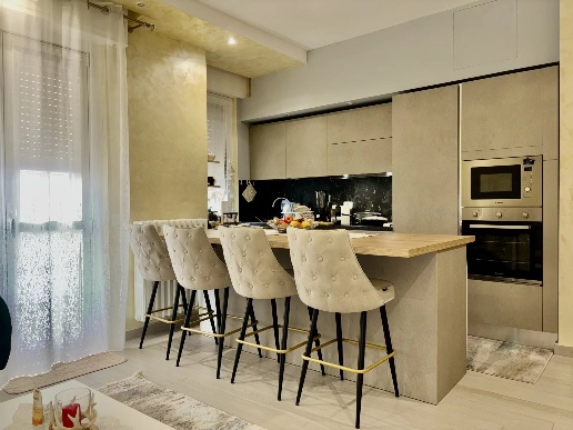 appartamento in vendita a Lodi in zona Piazza Albarola