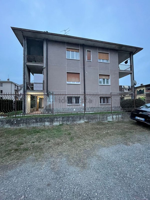 appartamento in vendita a Lodi in zona Città Bassa