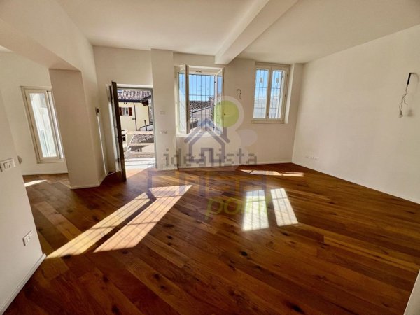 appartamento in vendita a Lodi in zona Centro Storico