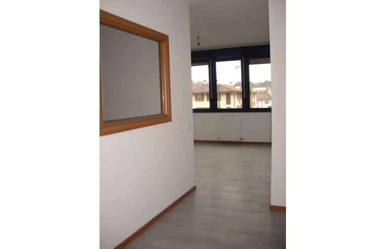 appartamento in vendita a Lodi in zona Paderno