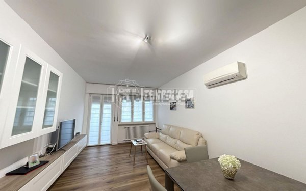 appartamento in vendita a Lodi in zona Viale Pavia