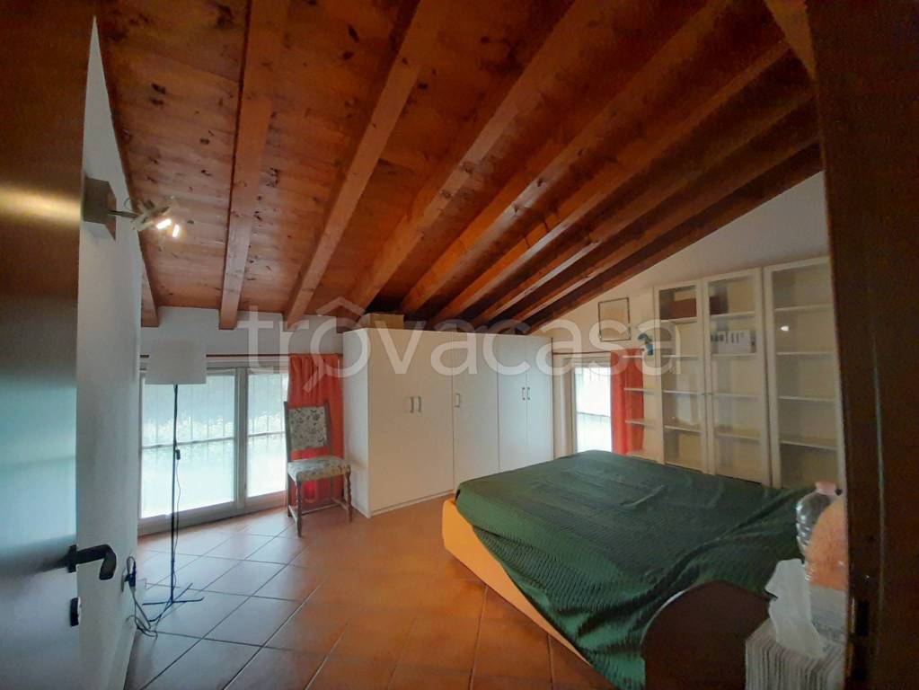 casa indipendente in vendita a Lodi in zona Centro Storico