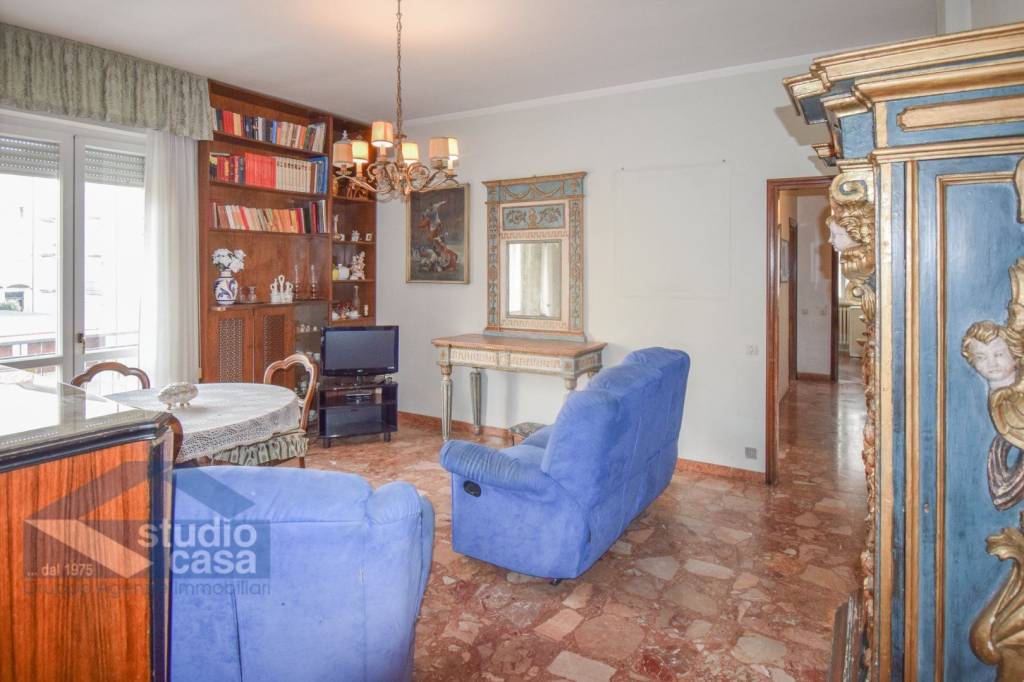 appartamento in vendita a Lodi in zona Centro Storico