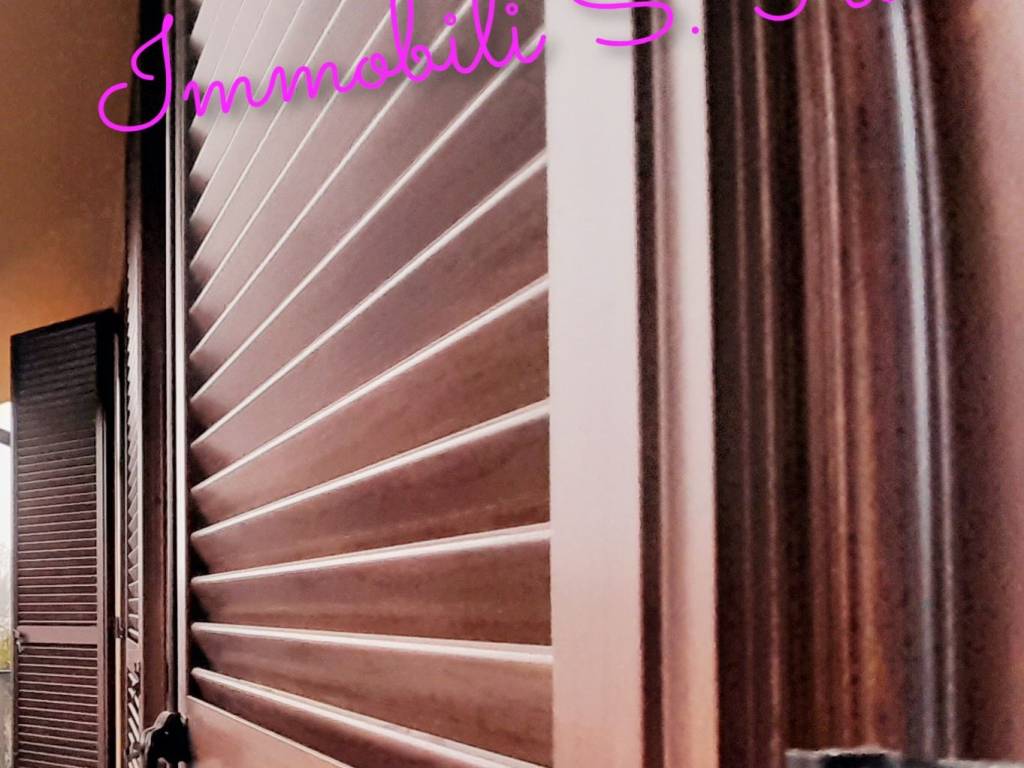 casa indipendente in vendita a Lodi in zona Martinetta