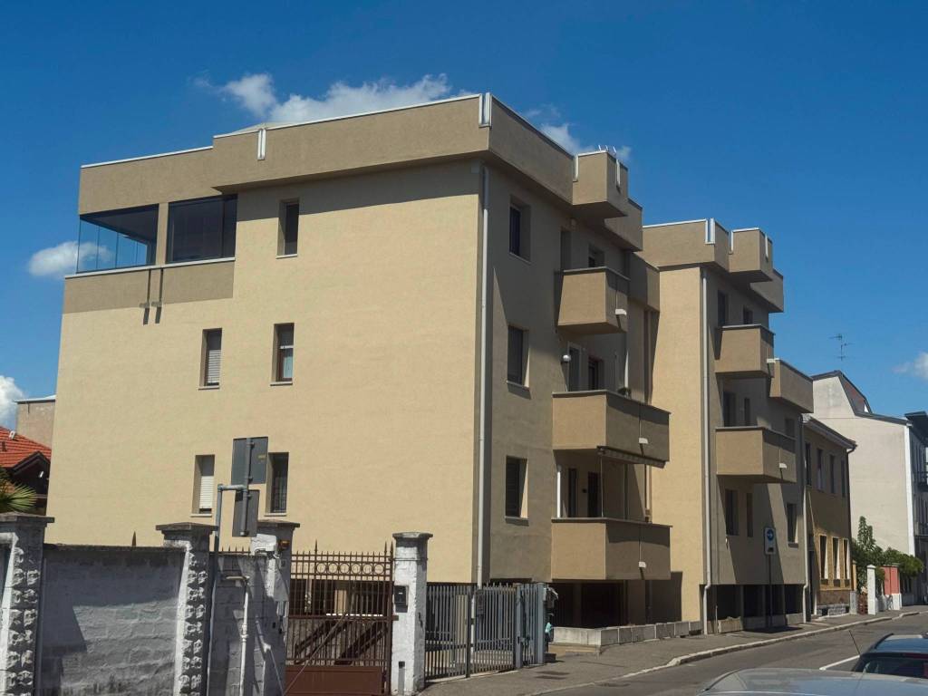 appartamento in vendita a Lodi in zona Fanfani