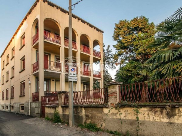 appartamento in vendita a Lodi in zona Paderno