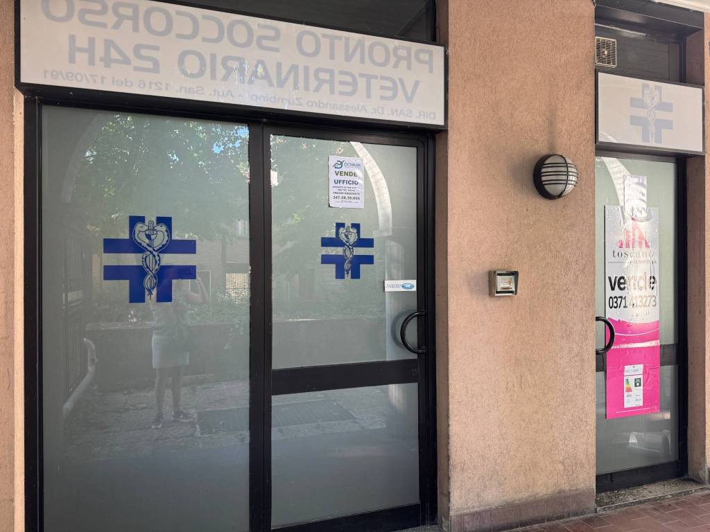 negozio in vendita a Lodi in zona Città Bassa