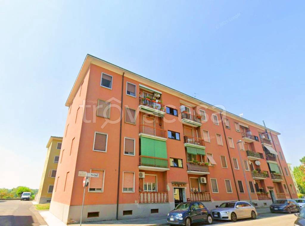 appartamento in vendita a Lodi in zona Centro Storico