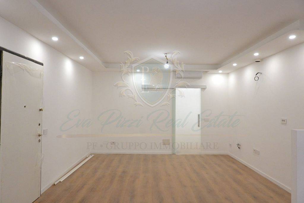 appartamento in vendita a Lodi in zona Piazza Albarola