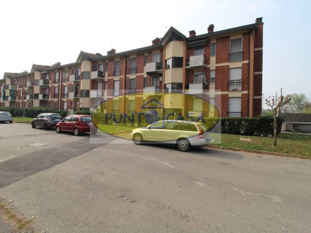 appartamento in vendita a Lodi in zona Olmo